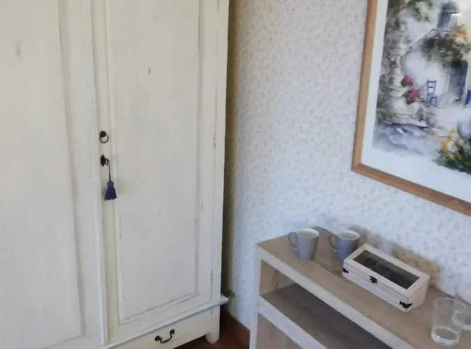 La Maison De Celine Bed & Breakfast